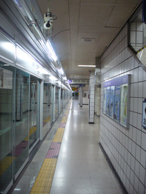 Станция метро в Корее