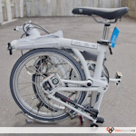 Велосипед Brompton в сложенном состоянии